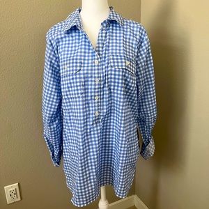 NWT Blue and White Gingham Button Down